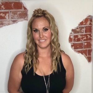 Meet your Posher, Shawna